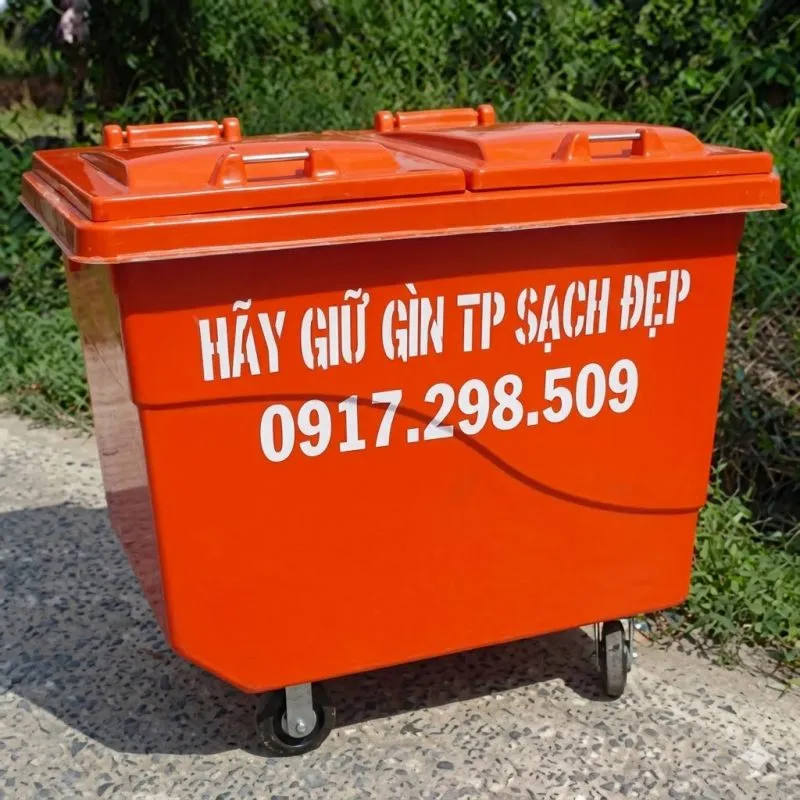 thùng rác công cộng