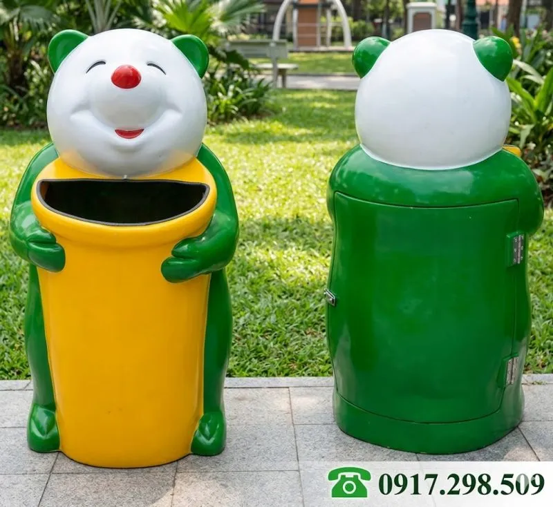 Thùng rác hình Gấu Trúc 